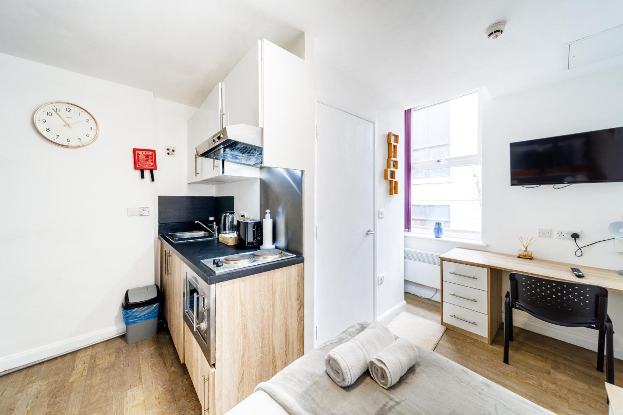 Apartment Alexandra House By Centre *