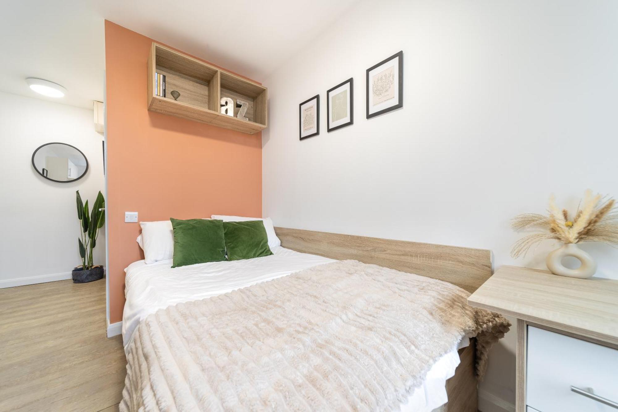 Alexandra House-Apartments
